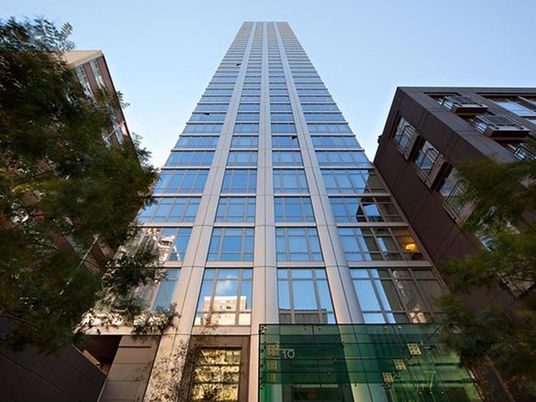 Exterior, Facade, Highrise