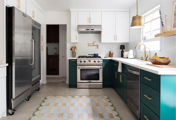 Interior, Kitchen, Pendant Lights, Stainless Steel Appliances