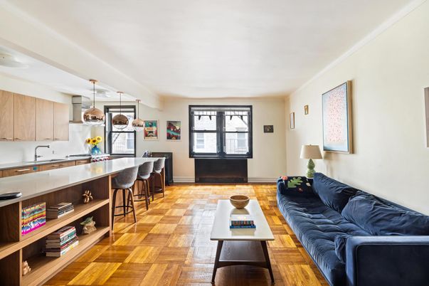 Interior, Kitchen, Living room, Pendant Lights, Wood Texture Flooring