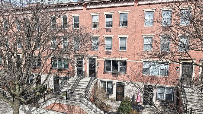 Exterior, Facade, Brick Facade, Rowhouse