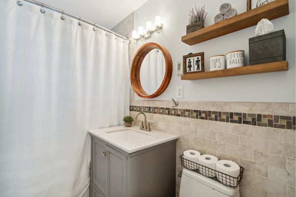 Bathroom, Interior