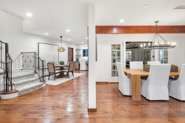 Chandelier, Dining room, Interior, Pendant Lights, Recessed Lighting, Wood Texture Flooring
