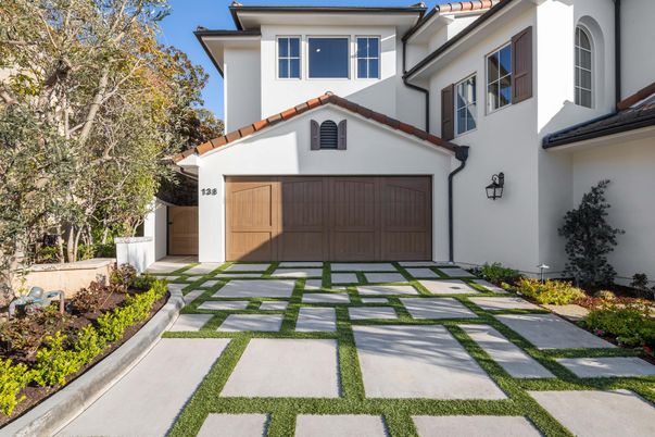 Attached, Exterior, Facade, Spanish Mediterranean