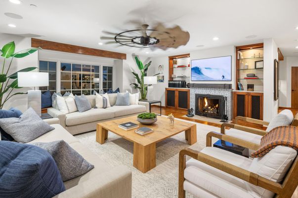 Fireplace, Interior, Living room, Recessed Lighting
