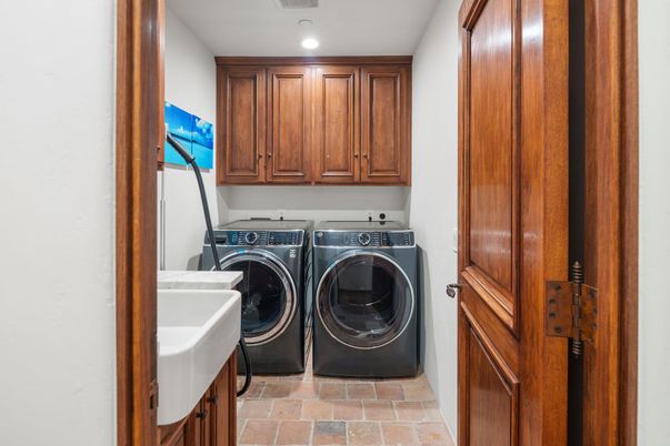 Interior, Recessed Lighting, Washer