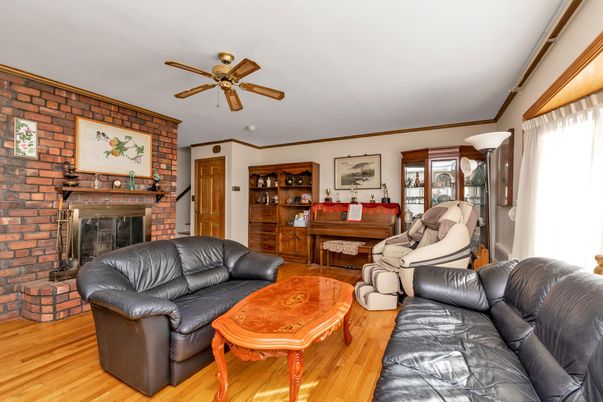 Fireplace, Interior, Living room, Piano, Stone Walls, Wood Texture Flooring