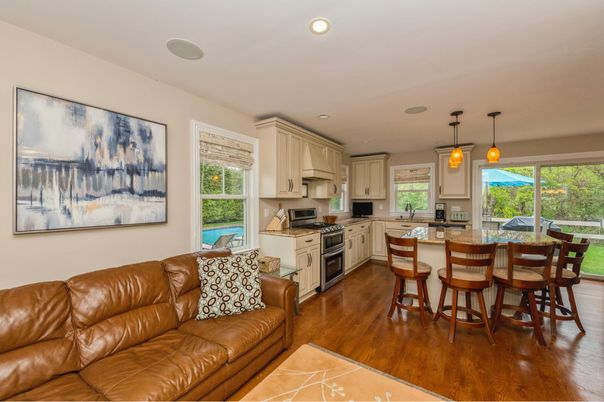 Interior, Kitchen, Living room, Pendant Lights, Recessed Lighting, Wood Texture Flooring