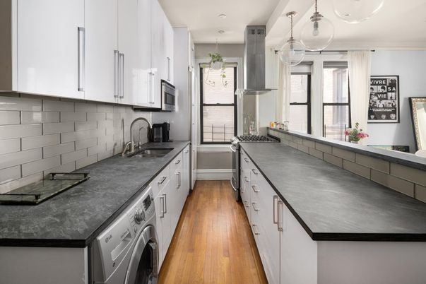 Interior, Kitchen, Pendant Lights, Recessed Lighting, Washer, Wood Texture Flooring