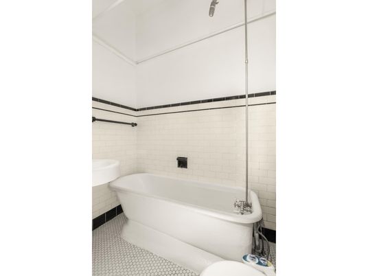 Bathroom, Free Standing Baths, Interior