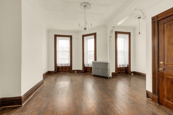 Empty room, Interior, Pendant Lights, Wood Texture Flooring
