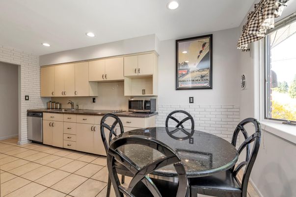 Dining room, Interior, Kitchen, Recessed Lighting, Stainless Steel Appliances, Stone Walls
