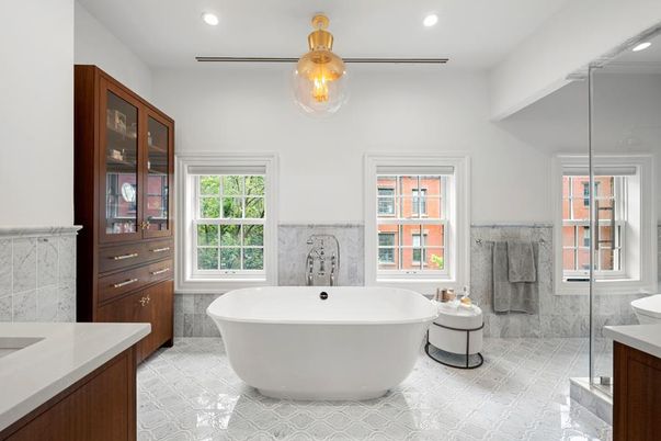 Bathroom, Free Standing Baths, Glass Shower, Interior, Pendant Lights, Recessed Lighting