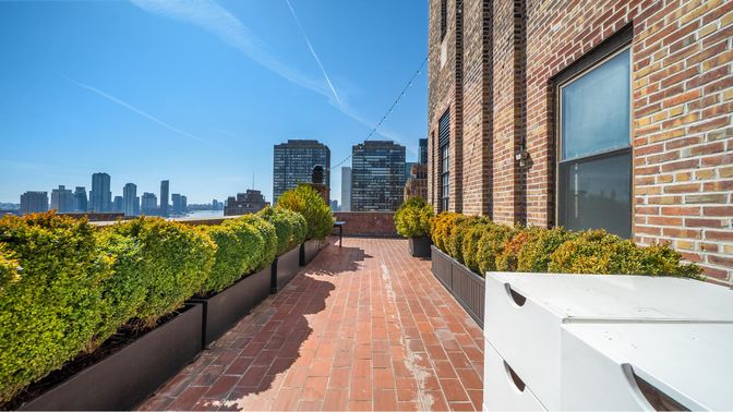 Exterior, Other, Skyline