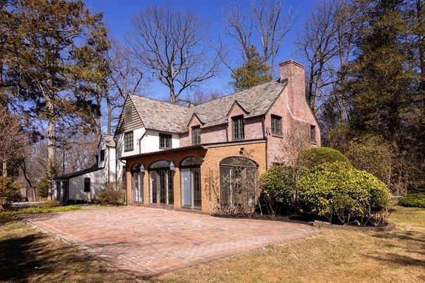 Backyard, Exterior, Facade, Brick Facade, Tudor Revival