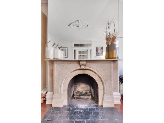 Fireplace, Interior