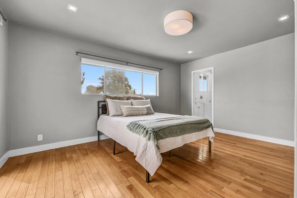 Bedroom, Interior, Recessed Lighting, Wood Texture Flooring