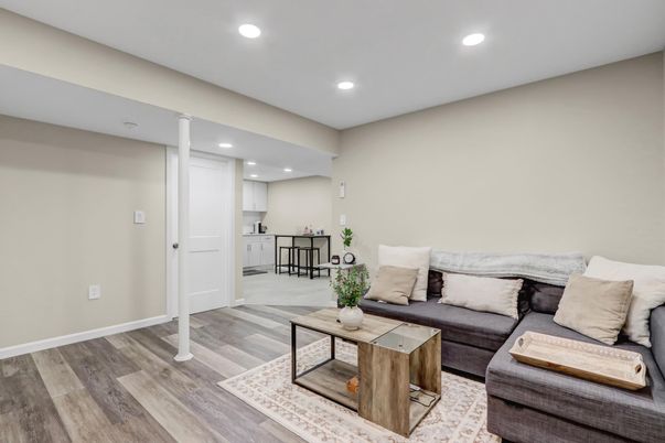 Interior, Living room, Recessed Lighting, Wood Texture Flooring