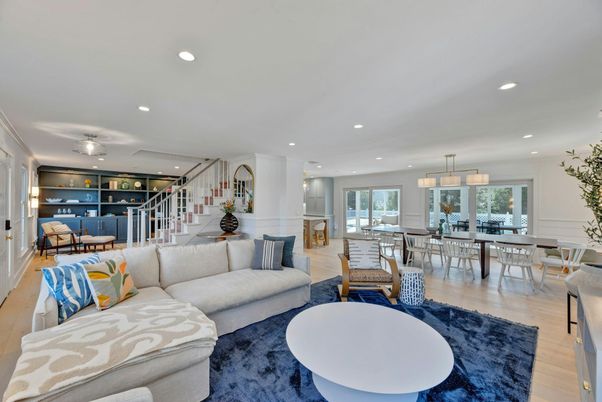 Dining room, Interior, Living room, Pendant Lights, Recessed Lighting, Wood Texture Flooring