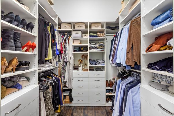 Interior, Walk-in Closets, Wood Texture Flooring