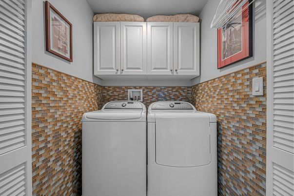Interior, Utility Closets, Washer