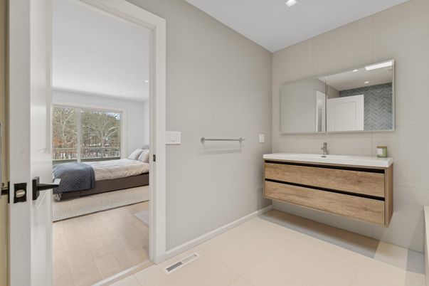 Bathroom, Bedroom, Interior, Recessed Lighting, Wood Texture Flooring