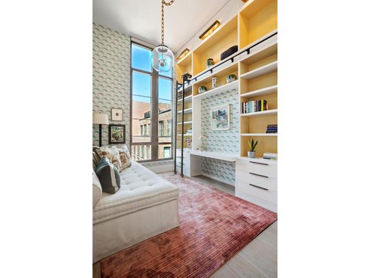 Interior, Pendant Lights, Wood Texture Flooring