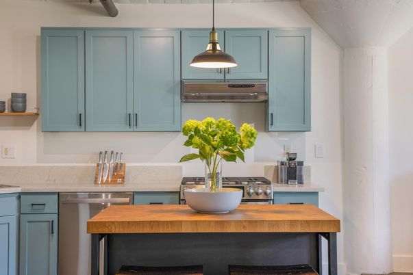 Interior, Kitchen, Pendant Lights, Stainless Steel Appliances