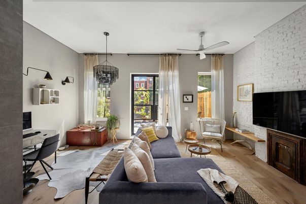 Interior, Living room, Pendant Lights, Stone Walls, Wood Texture Flooring