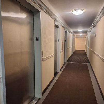 Elevator, Interior
