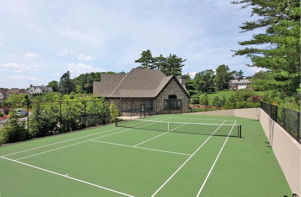 Exterior, Tennis Courts
