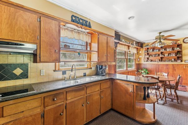 Dining room, Interior, Kitchen, Recessed Lighting