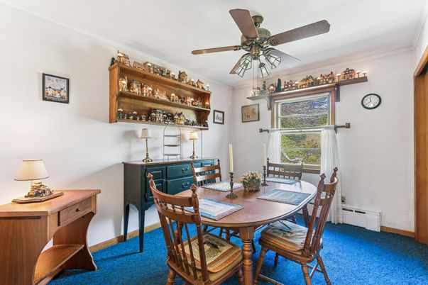 Dining room, Interior