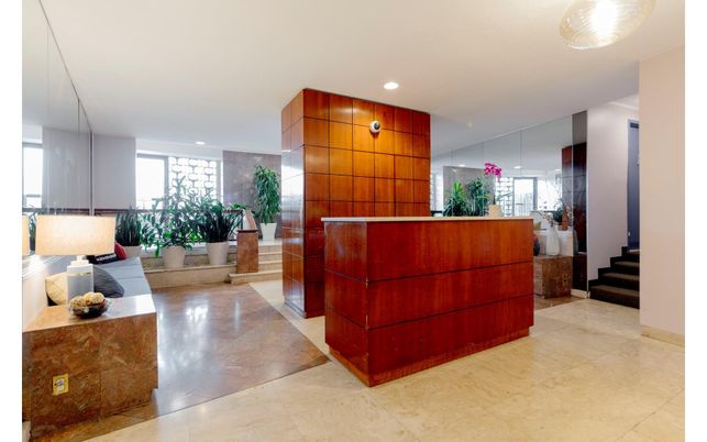 Interior, Recessed Lighting, Wooden Walls