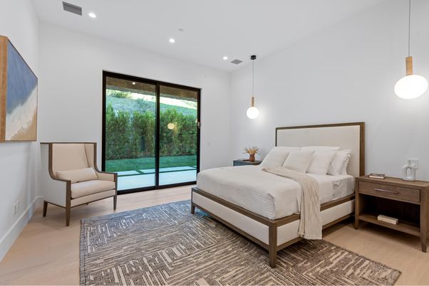 Bedroom, Interior, Pendant Lights, Recessed Lighting, Wood Texture Flooring