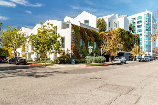 Exterior, Facade, Condo Building
