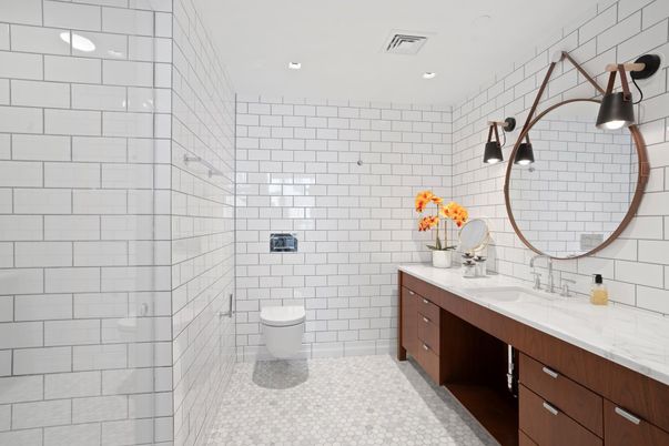 Bathroom, Dual Sink Vanities, Interior, Recessed Lighting