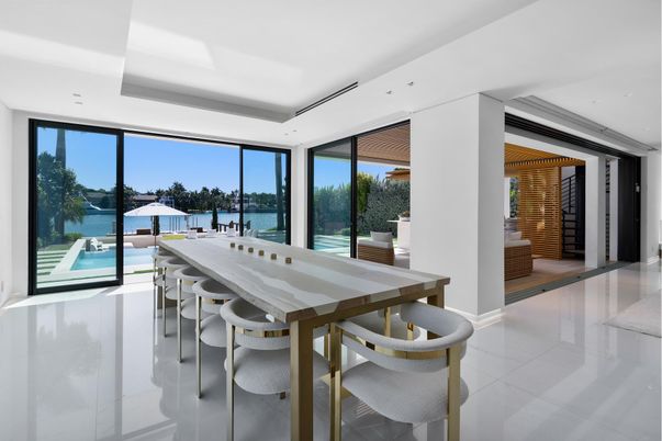 Dining room, Interior, Recessed Lighting, Water