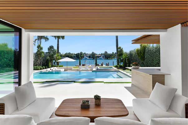 Exterior, Pool, Water