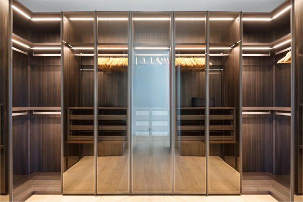 Interior, Walk-in Closets, Wood Texture Flooring