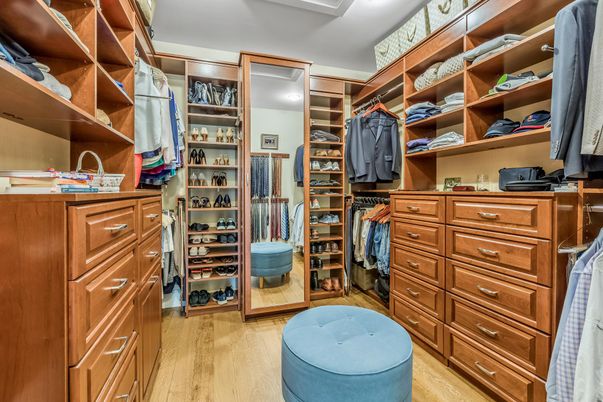 Interior, Walk-in Closets, Wood Texture Flooring