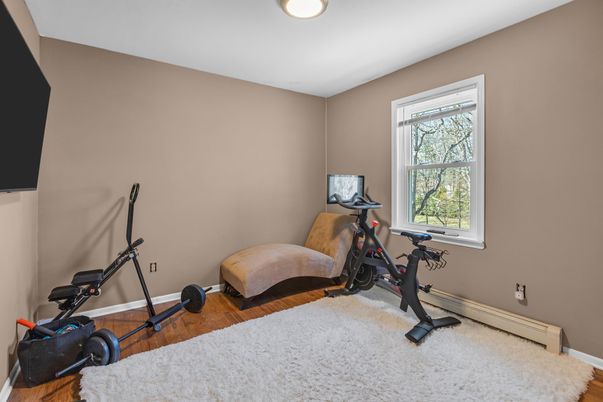 Fitness Equipment, Interior, Recessed Lighting, Wood Texture Flooring