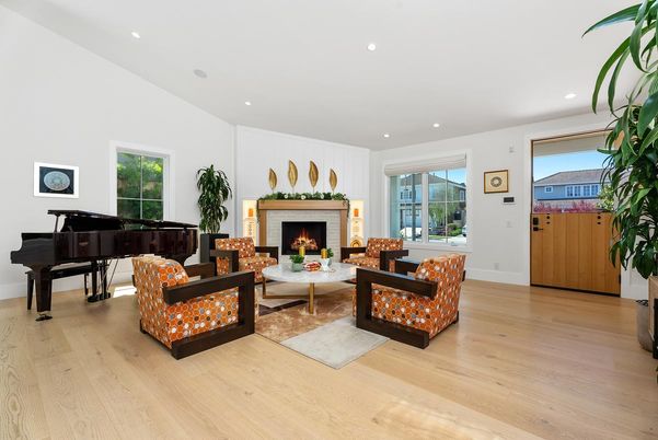 Fireplace, Interior, Living room, Piano, Recessed Lighting, Wood Texture Flooring