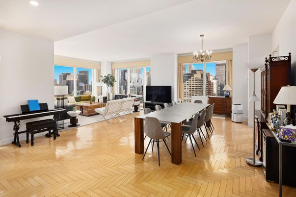 Chandelier, Dining room, Interior, Living room, Piano, Recessed Lighting, Wood Texture Flooring