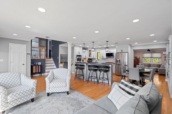 Dining room, Interior, Kitchen, Living room, Pendant Lights, Recessed Lighting, Stainless Steel Appliances, Wood Texture Flooring