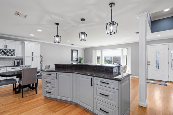 Dining room, Interior, Kitchen, Pendant Lights, Recessed Lighting, Wood Texture Flooring