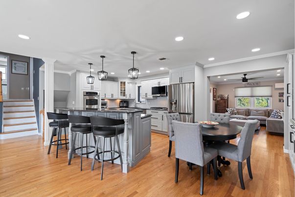 Dining room, Interior, Kitchen, Living room, Pendant Lights, Recessed Lighting, Stainless Steel Appliances, Wood Texture Flooring