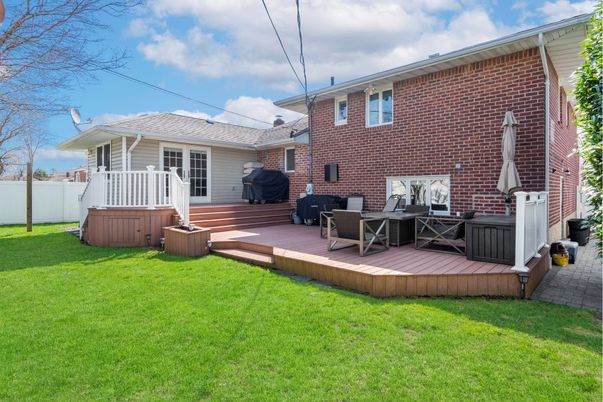 Backyard, Exterior, Hot Tub