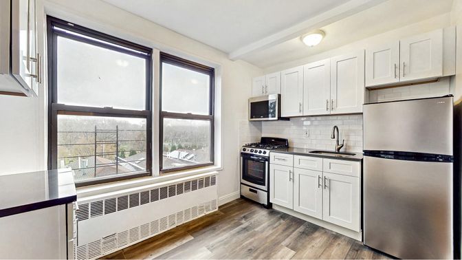 Interior, Kitchen, Stainless Steel Appliances, Wood Texture Flooring