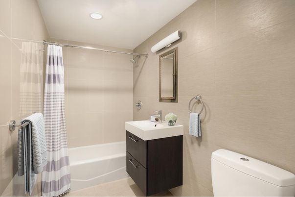 Bathroom, Interior, Recessed Lighting
