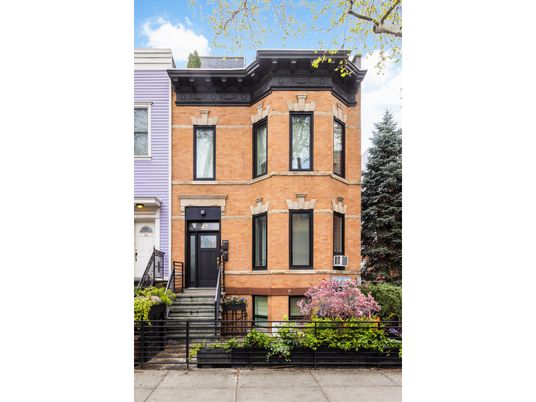 Exterior, Facade, Brick Facade, Rowhouse